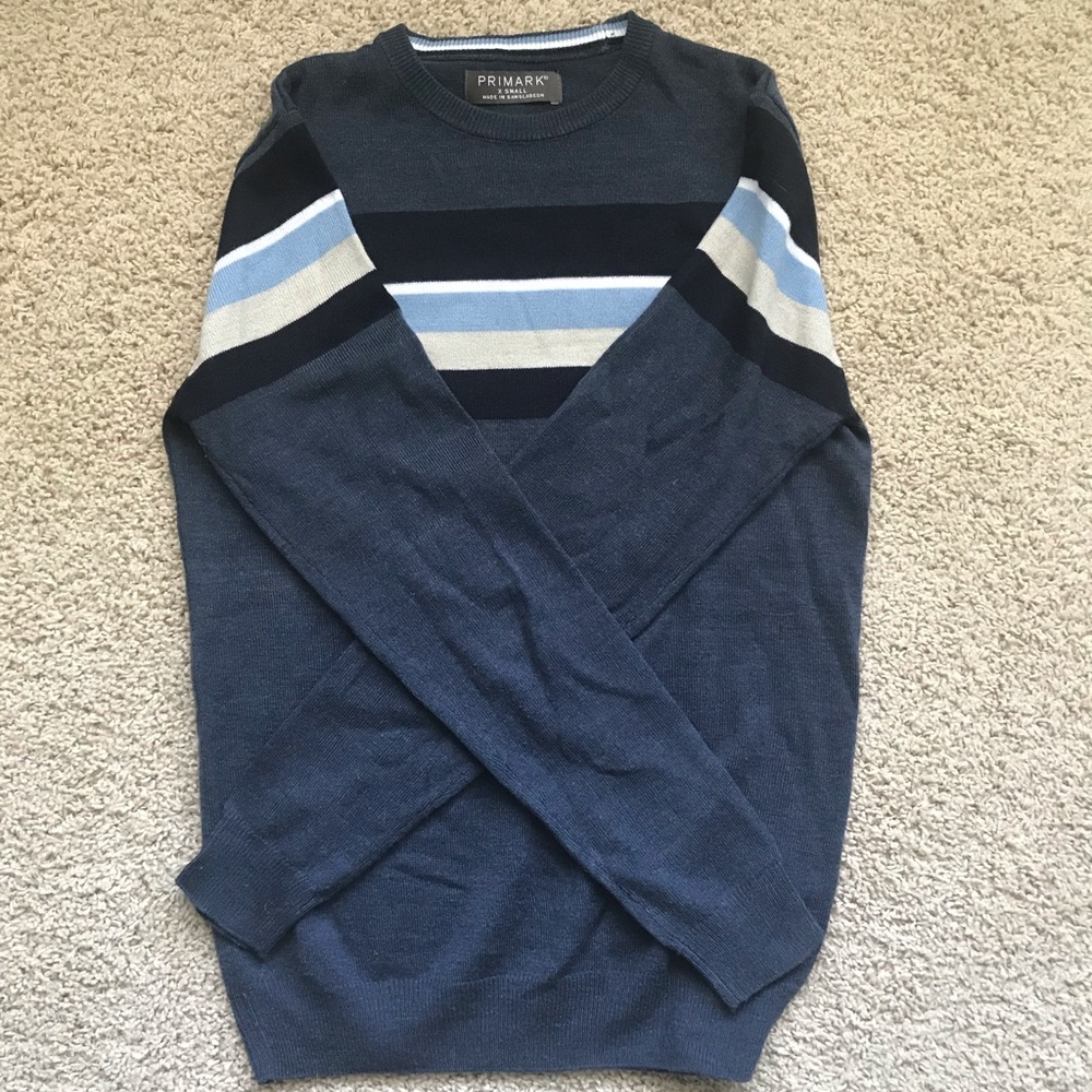 Men’s crew neck sweater